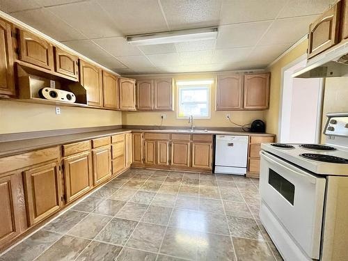 68 Mcgee Street, Springhill, NS 