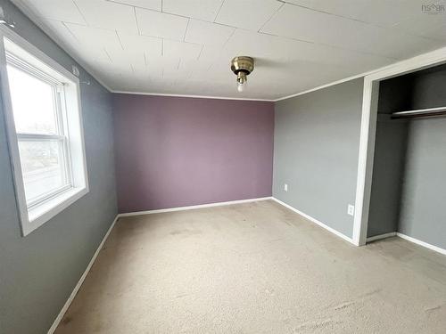 68 Mcgee Street, Springhill, NS 