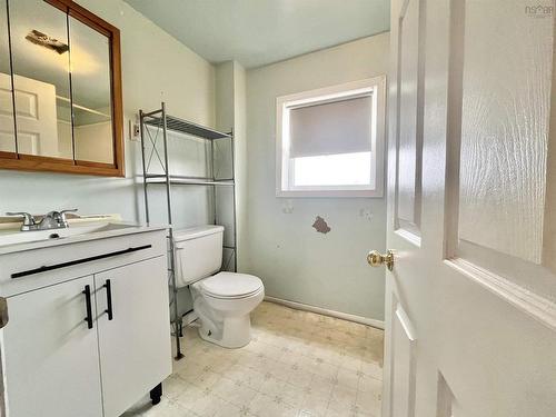 68 Mcgee Street, Springhill, NS 
