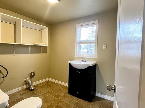 68 Mcgee Street, Springhill, NS 