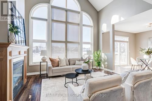 39 Waterfront Circle, Collingwood, ON - Indoor Photo Showing Living Room With Fireplace