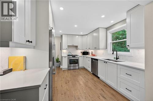 233 Townsend Avenue, Burlington, ON 