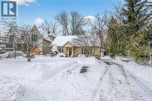 233 Townsend Avenue, Burlington, ON 