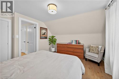 233 Townsend Avenue, Burlington, ON 