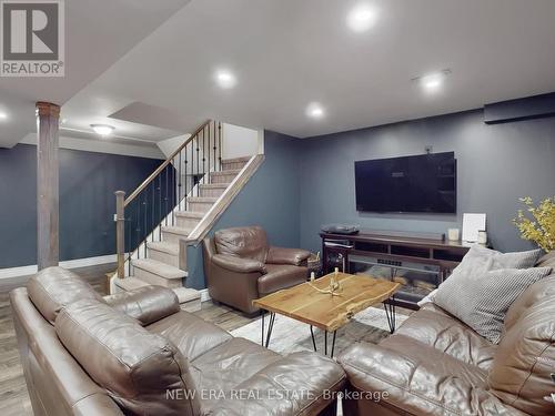 7189 Joliette Crescent, Mississauga, ON - Indoor Photo Showing Basement