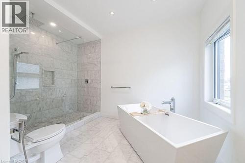 346 Lexington Road, Waterloo, ON - Indoor Photo Showing Bathroom