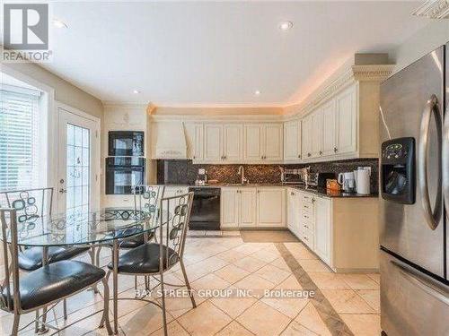 1588 Truscott Drive, Mississauga, ON - Indoor