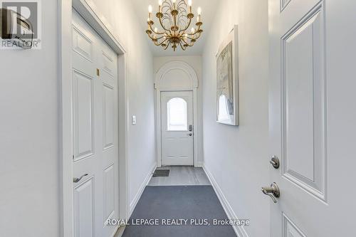 247 Robert Street, Hamilton, ON - Indoor Photo Showing Other Room