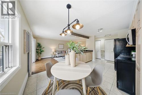 616 Grey Street Unit# 16, Brantford, ON - Indoor Photo Showing Dining Room