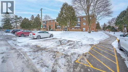 616 Grey Street Unit# 16, Brantford, ON - Outdoor