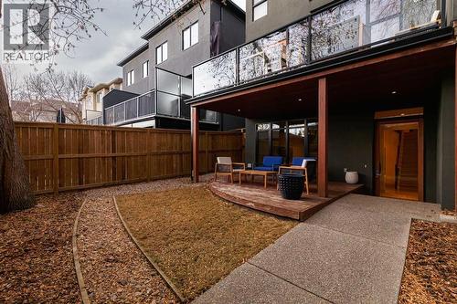 1721 30 Avenue Sw, Calgary, AB - Outdoor With Exterior