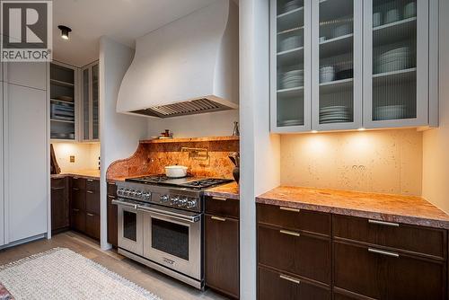 3575 Mayfair Avenue, Vancouver, BC - Indoor Photo Showing Kitchen