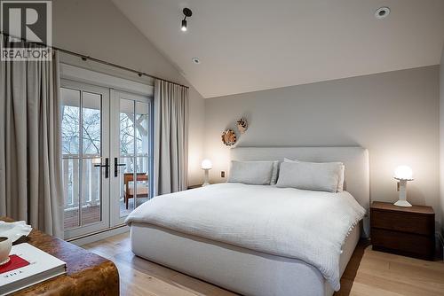 3575 Mayfair Avenue, Vancouver, BC - Indoor Photo Showing Bedroom