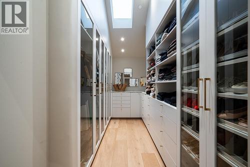 3575 Mayfair Avenue, Vancouver, BC - Indoor