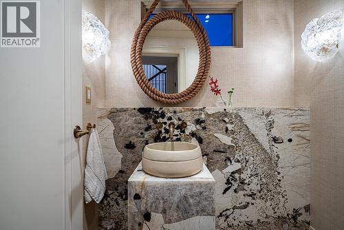 3575 Mayfair Avenue, Vancouver, BC - Indoor Photo Showing Bathroom