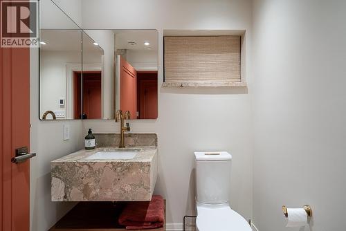 3575 Mayfair Avenue, Vancouver, BC - Indoor Photo Showing Bathroom