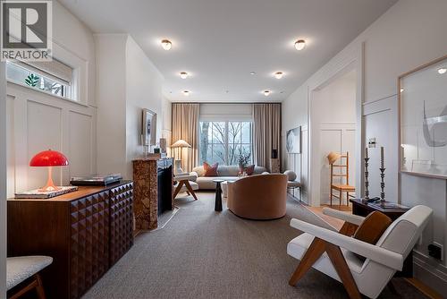 3575 Mayfair Avenue, Vancouver, BC - Indoor