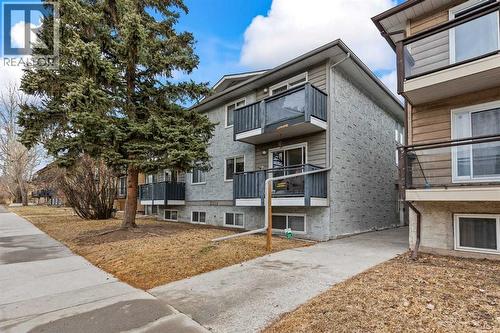 201, 2010 11 Avenue SW  Calgary, AB T3C 0P1