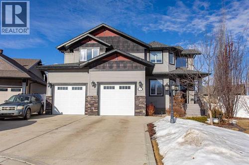 3 Regal Court  Sylvan Lake, AB T4S 0G2
