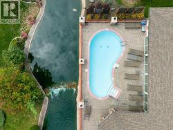 Sandpointe Outdoor Pool - 