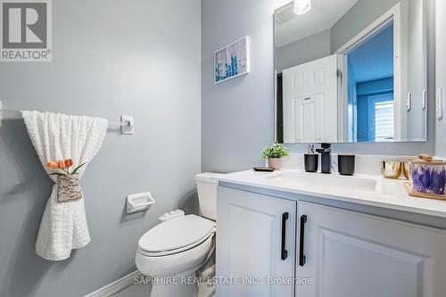 Common washroom - 3255 Redpath Circle, Mississauga, ON - Indoor Photo Showing Bathroom