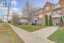 4271A LAWRENCE AVENUE E  Toronto, ON M1E 2S8