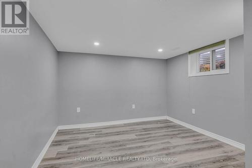 15 Keefer Road, Thorold, ON - Indoor