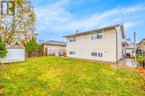 15 Keefer Road, Thorold, ON - Outdoor