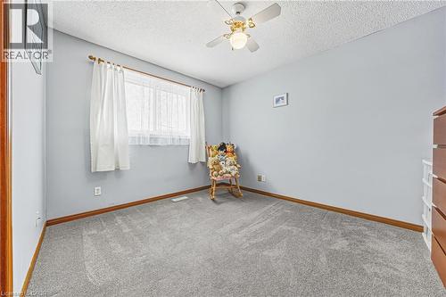 43 Everest Street, Hamilton, ON - Indoor Photo Showing Other Room