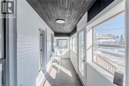 42 East 31St Street, Hamilton, ON -  With Exterior