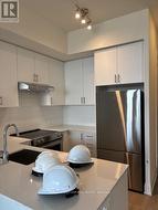 515 - 8960 JANE STREET  Vaughan, ON L4K 0N9