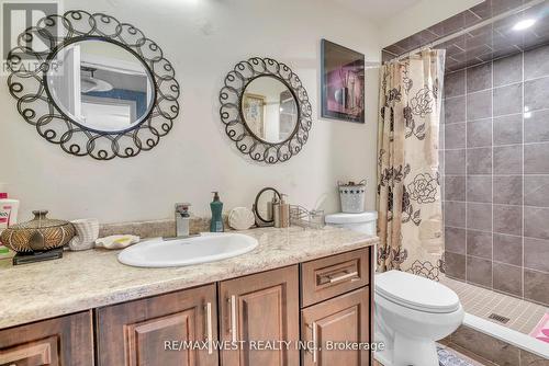 126 Kingsmere Crescent, New Tecumseth, ON - Indoor Photo Showing Bathroom