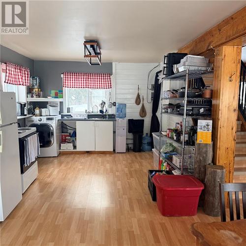 110 Champlain Trail, Westree, ON - Indoor Photo Showing Other Room