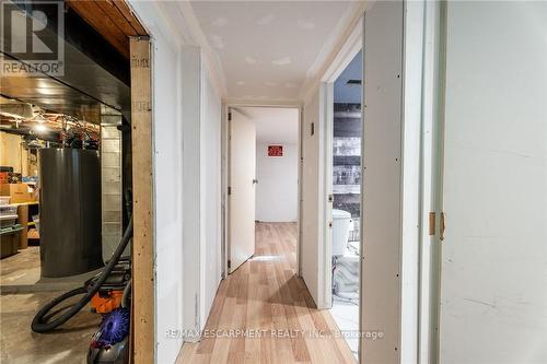 735 Beach Boulevard, Hamilton, ON - Indoor Photo Showing Other Room