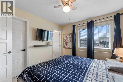 572 Savanna Boulevard Ne, Calgary, AB - Indoor Photo Showing Bedroom