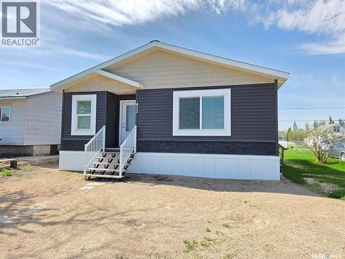 413 Railway Street, Kipling, SK - Outdoor