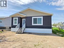 413 Railway STREET Kipling, SK S0G 2S0