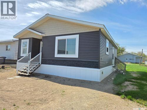 413 Railway Street, Kipling, SK - Outdoor