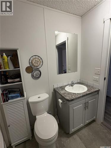 413 Railway Street, Kipling, SK - Indoor Photo Showing Bathroom