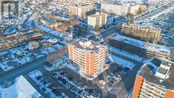 508 - 8 WOODMAN DRIVE S  Hamilton, ON L8K 4C9