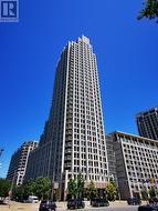 2202 - 628 FLEET STREET  Toronto, ON M5V 1A8