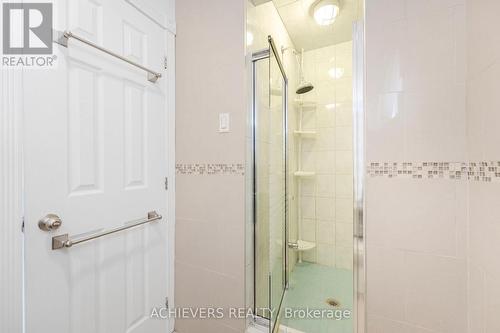 4024 Longo Circle E, Mississauga, ON - Indoor Photo Showing Bathroom