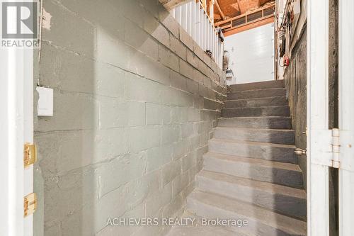 4024 Longo Circle E, Mississauga, ON - Indoor Photo Showing Other Room