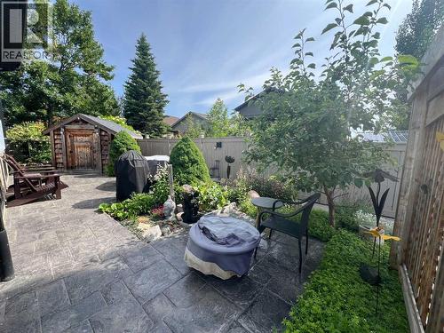 1003 Canyon Boulevard W, Lethbridge, AB - Outdoor