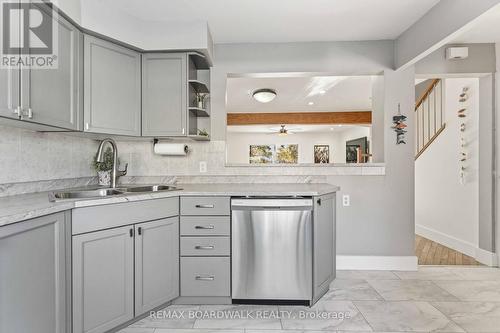 - - 13 Corley Private, Ottawa, ON - Indoor Photo Showing Kitchen With Double Sink