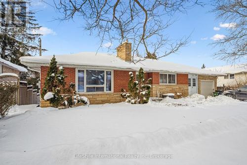 15 Fairview Boulevard, Guelph (Dovercliffe Park/Old University), ON - Outdoor