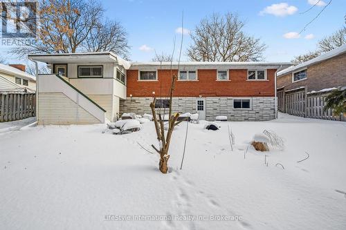 15 Fairview Boulevard, Guelph (Dovercliffe Park/Old University), ON - Outdoor