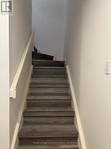 378 Mariners Way, Collingwood, ON - Indoor Photo Showing Other Room