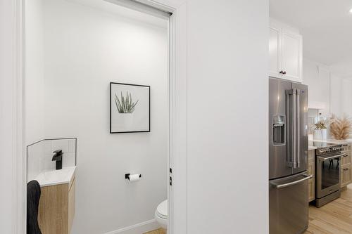 Powder room - 88 29E Avenue, Saint-Eustache, QC - Indoor Photo Showing Kitchen