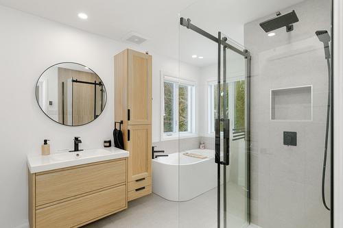 Bathroom - 88 29E Avenue, Saint-Eustache, QC - Indoor Photo Showing Bathroom